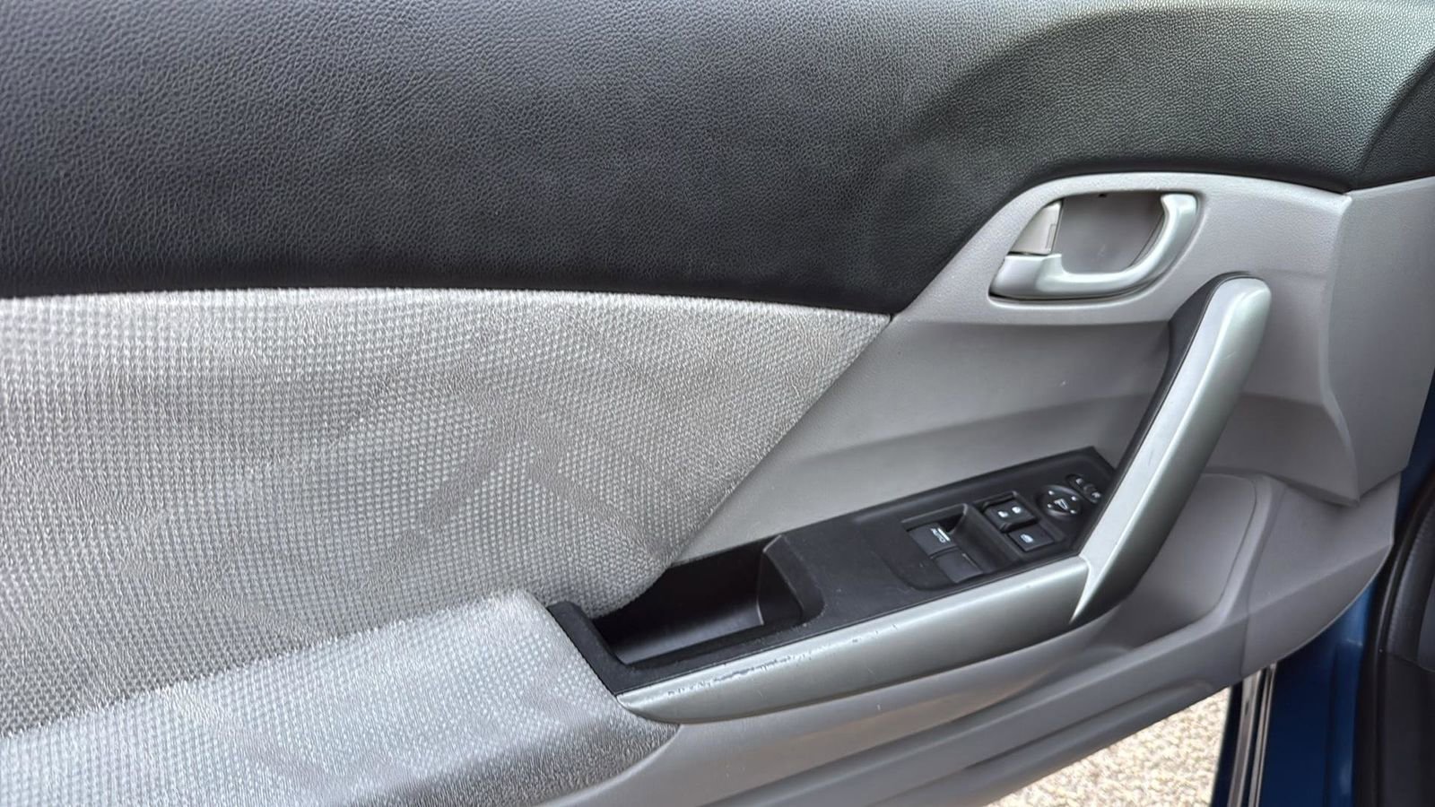 Used 2013 Honda Civic LX image 9