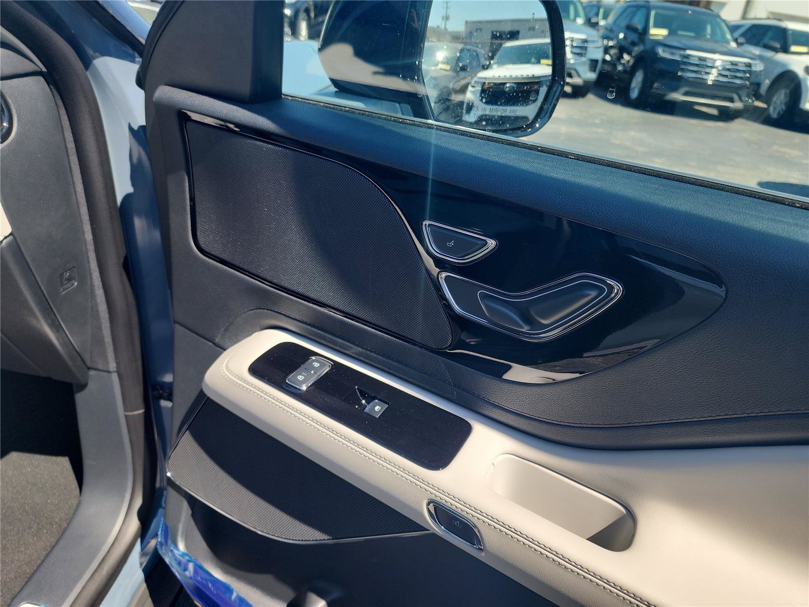 New 2026 Lincoln Aviator 2WD image 24