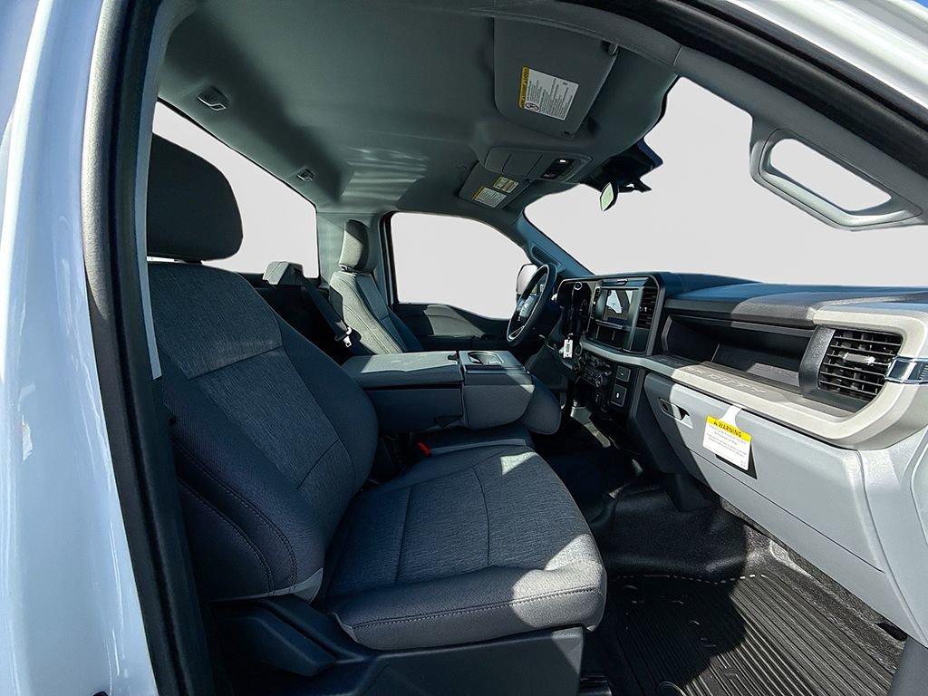 New 2026 Ford F250 XL w/ XL Chrome Package image 17