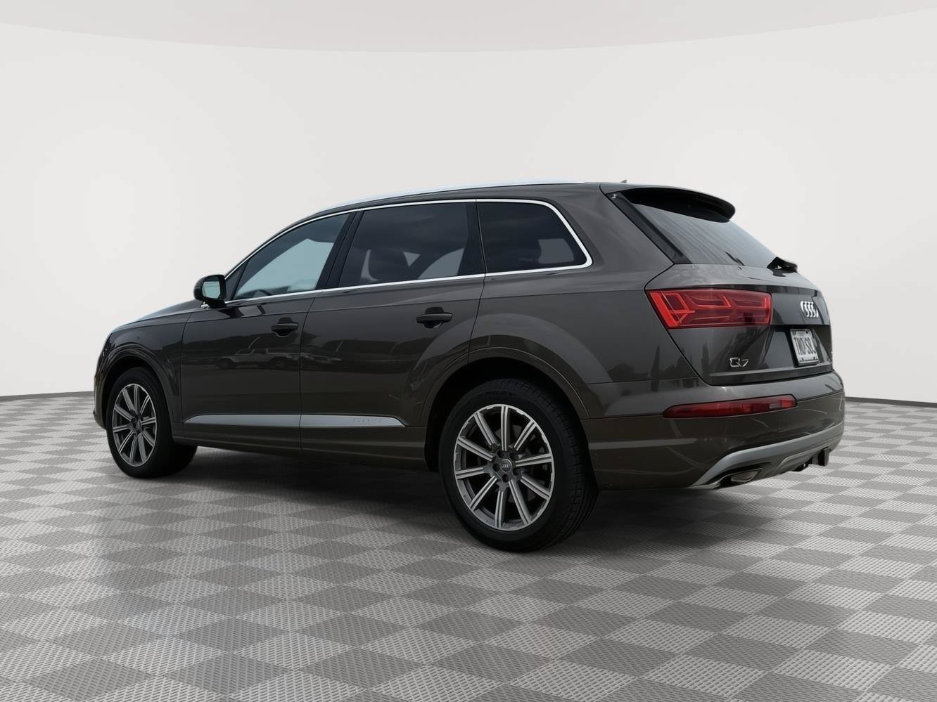 Used 2018 Audi Q7 3.0T Prestige w/ Prestige Package AWD/4WD image 4