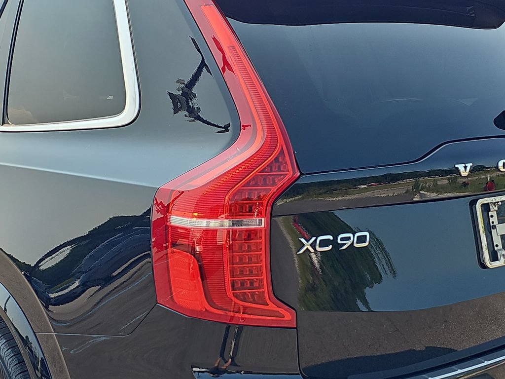 Used 2018 Volvo XC90 T5 Momentum w/ Convenience Package AWD/4WD image 35