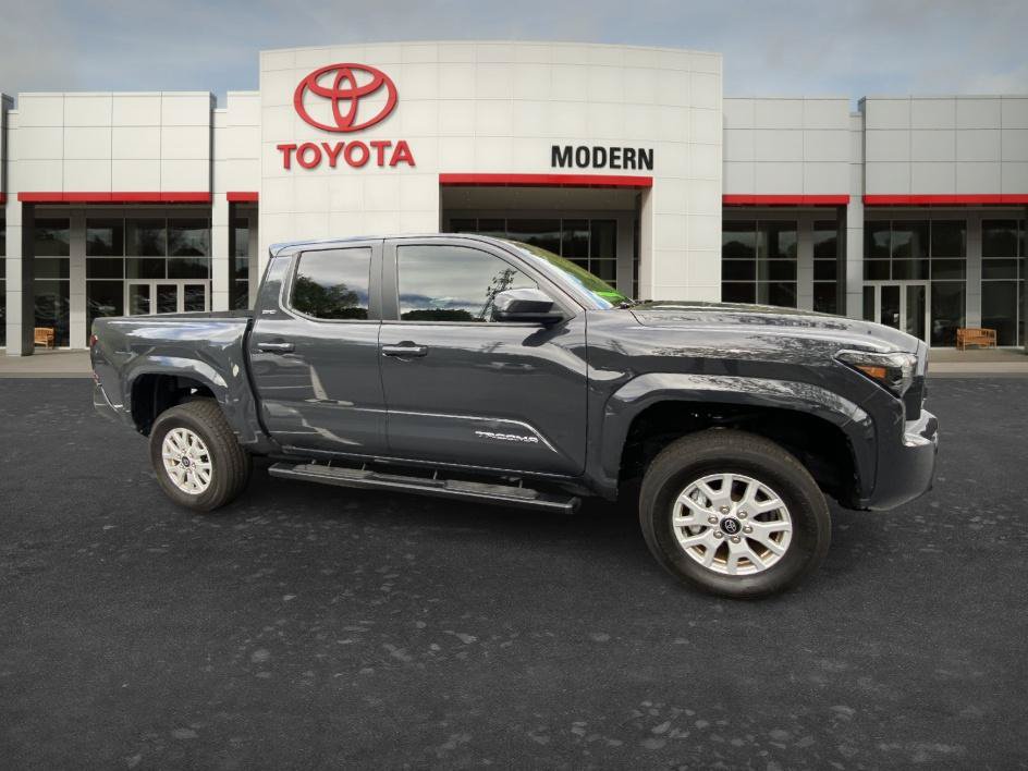 Used 2024 Toyota Tacoma SR5 RWD image 16