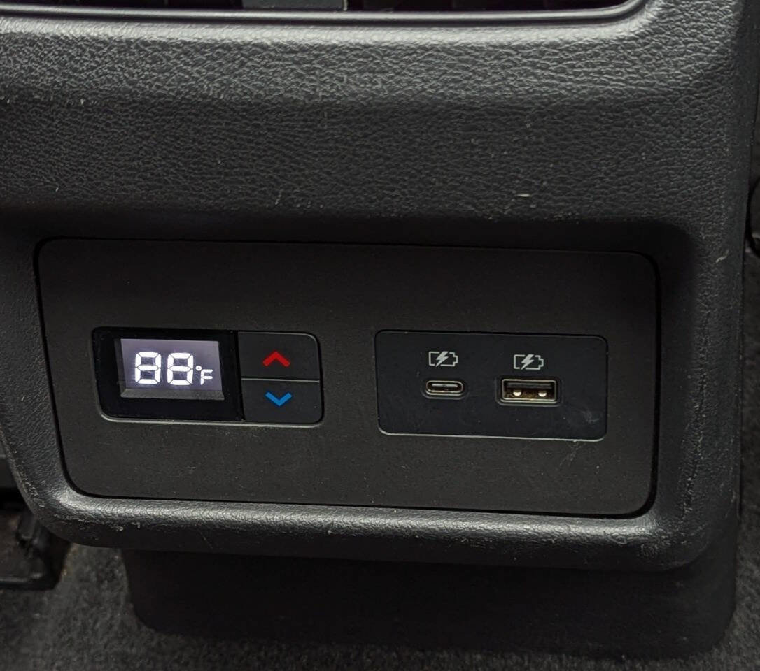 Used 2022 Nissan Rogue SL AWD/4WD image 27