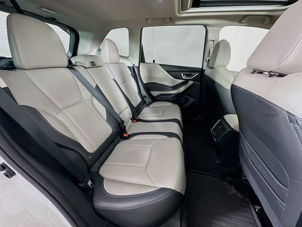 Used 2023 Subaru Forester Limited image 34
