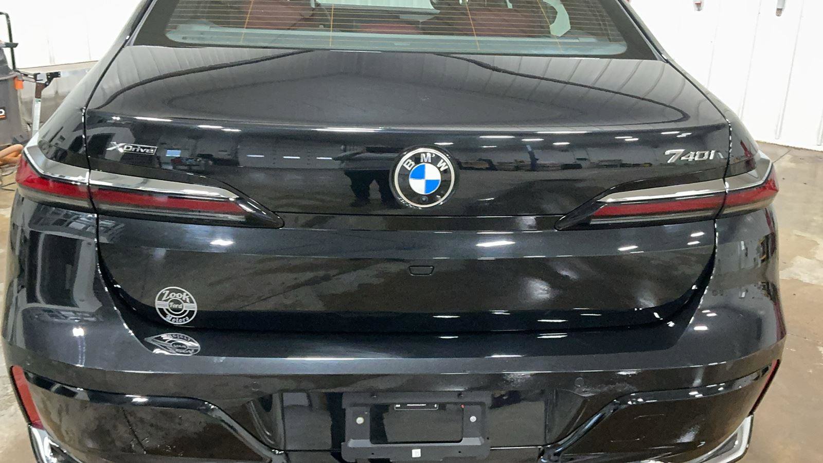 Used 2025 BMW 740i xDrive 740i xDrive image 10