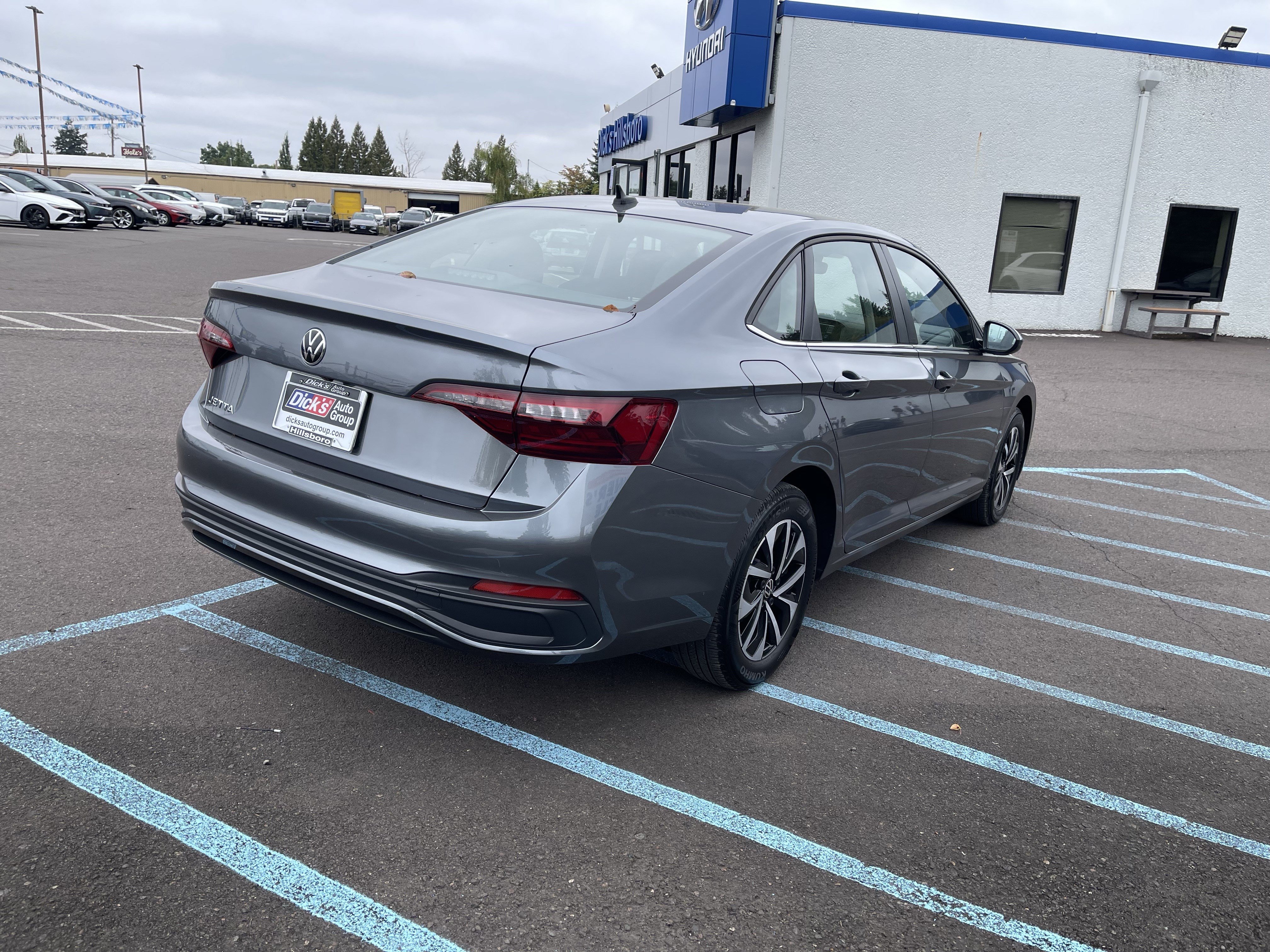 Used 2023 Volkswagen Jetta S FWD image 5