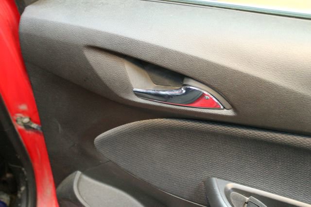 Used 2017 Chevrolet Cruze LT image 12