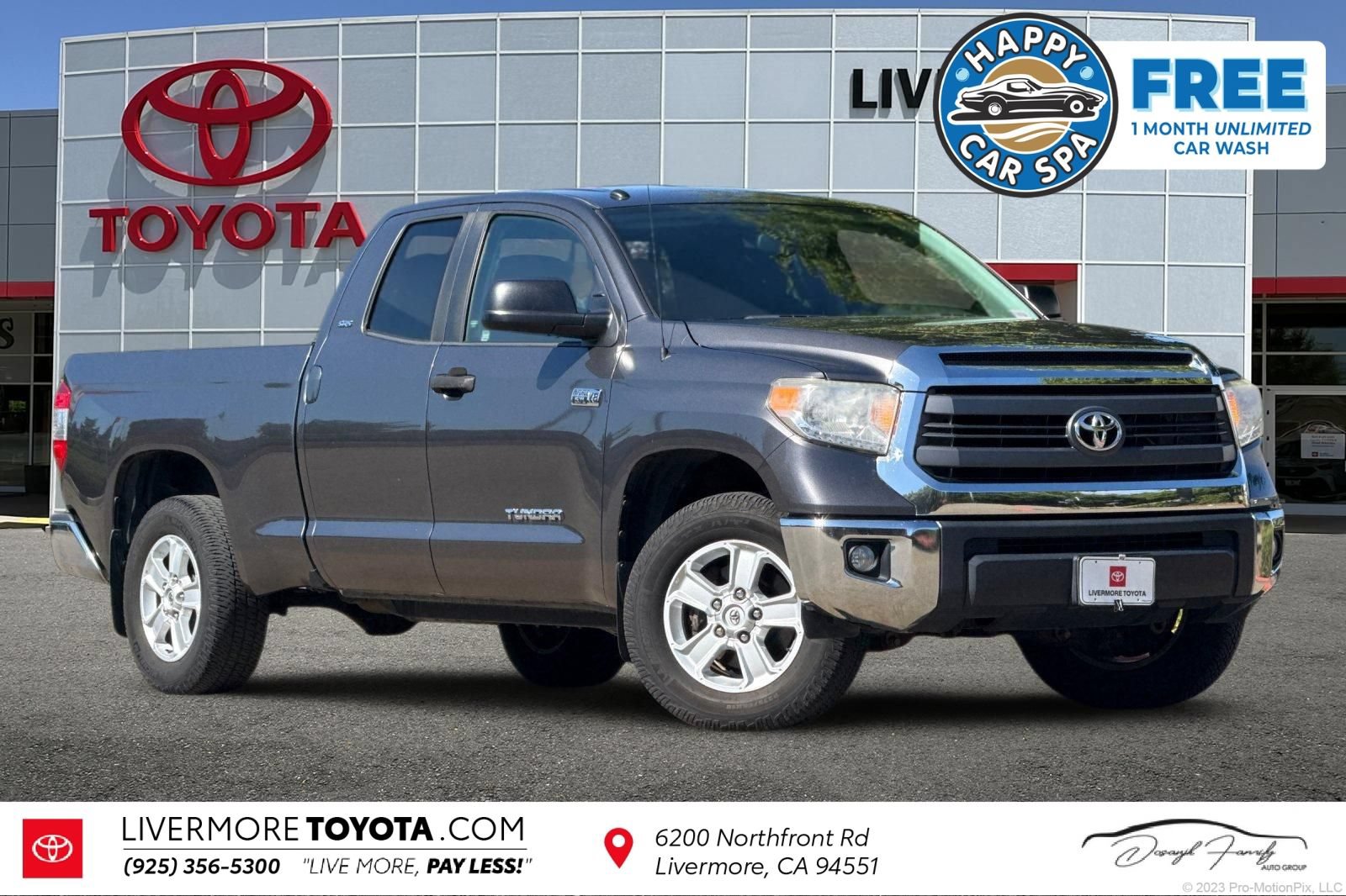 Used 2015 Toyota Tundra SR5 w/ SR5 Upgrade Package RWD image 1
