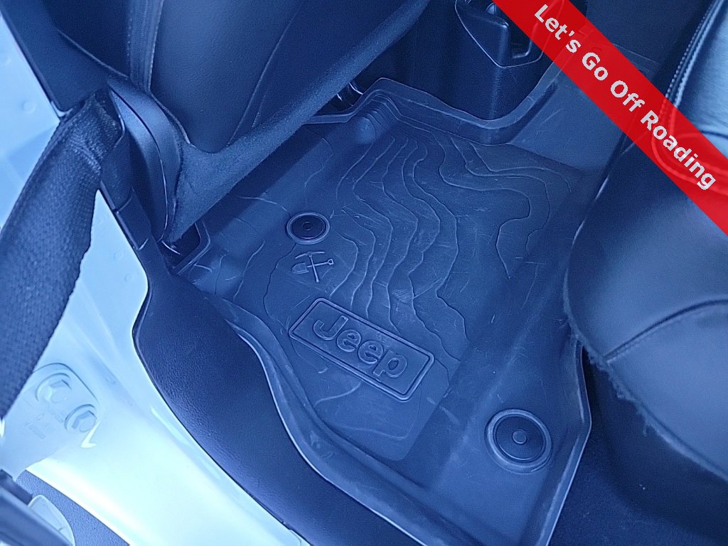 Used 2020 Jeep Gladiator Overland image 36