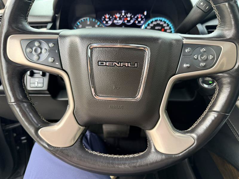 Used 2018 GMC Yukon Denali w/ Denali Ultimate Package AWD/4WD image 36