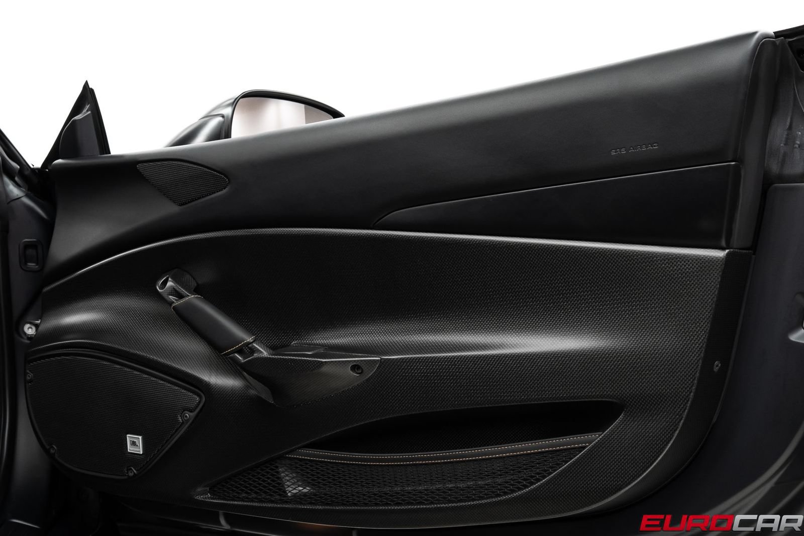 Used 2020 Ferrari 488 Pista Coupe RWD image 37