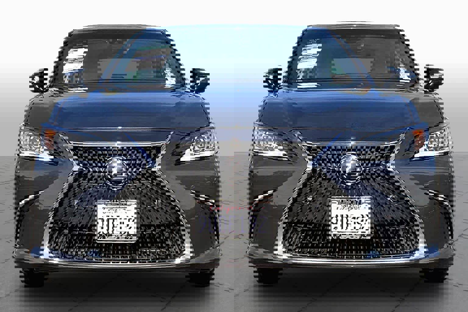 Certified 2025 Lexus ES 300h w/ Premium Package FWD image 3