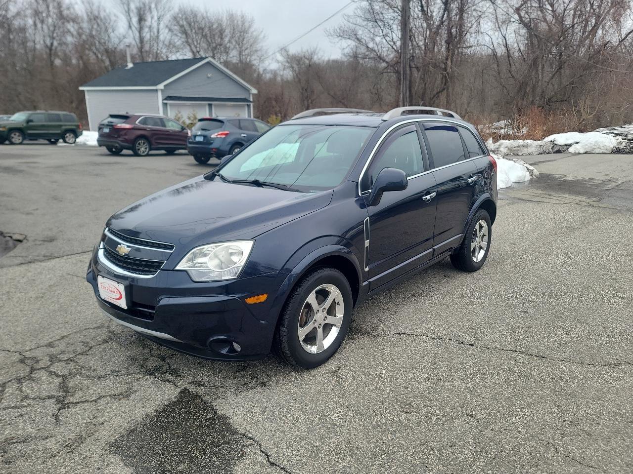 Used 2014 Chevrolet Captiva Sport LT w/ Convenience Package FWD image 3