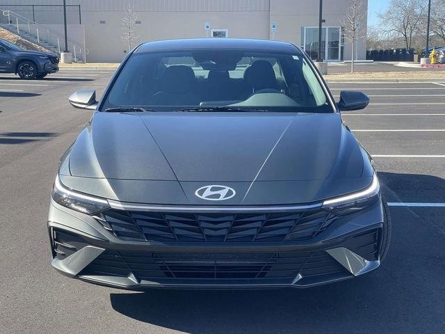 Used 2026 Hyundai Elantra SE image 7