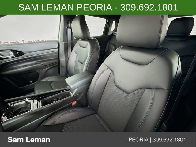 New 2026 Jeep Compass Latitude image 17