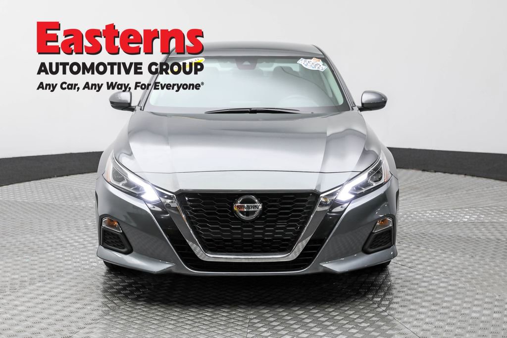 Used 2022 Nissan Altima 2.5 SV image 2