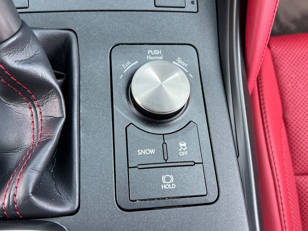 Certified 2024 Lexus IS 350 F Sport image 28