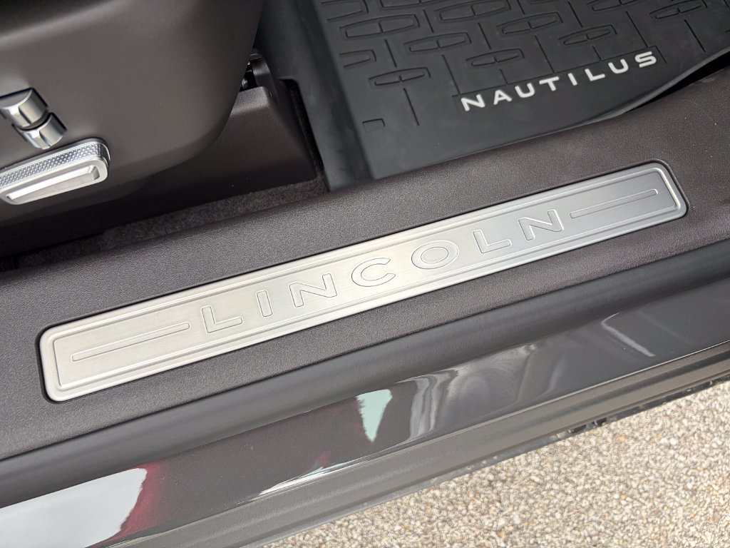 New 2026 Lincoln Nautilus Black Label AWD/4WD image 39