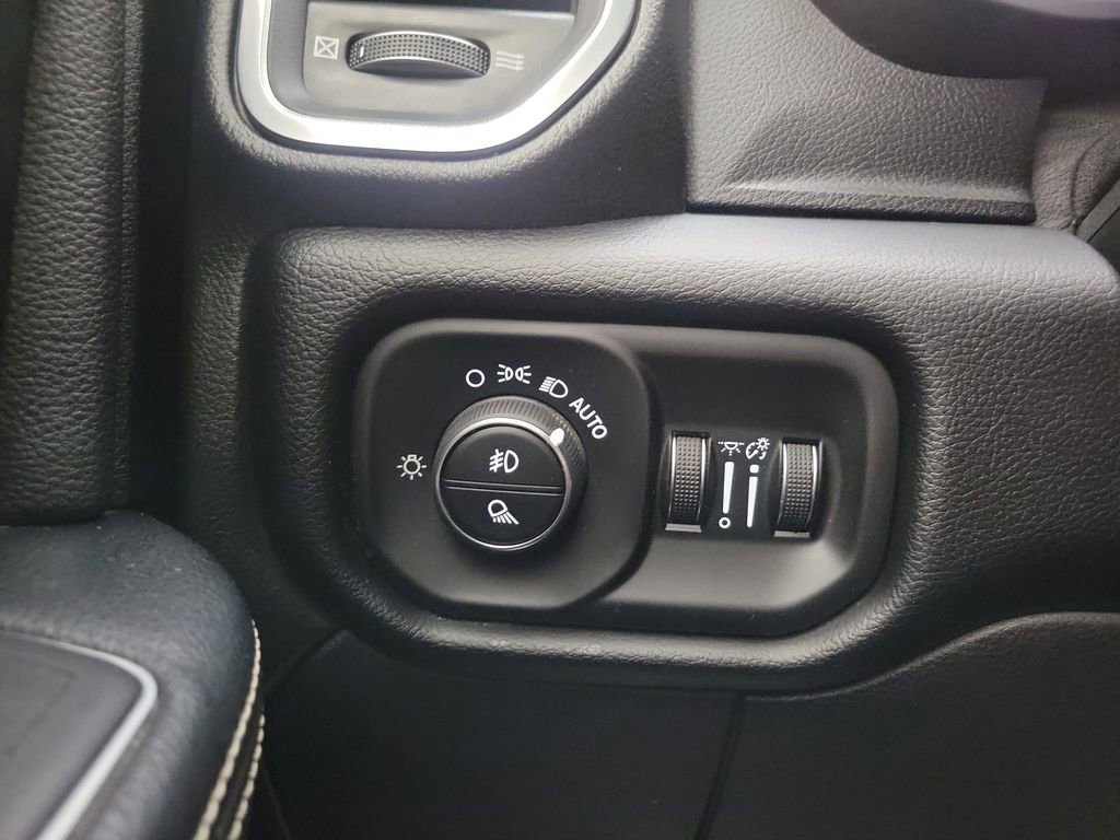 Used 2021 RAM 2500 Laramie image 32