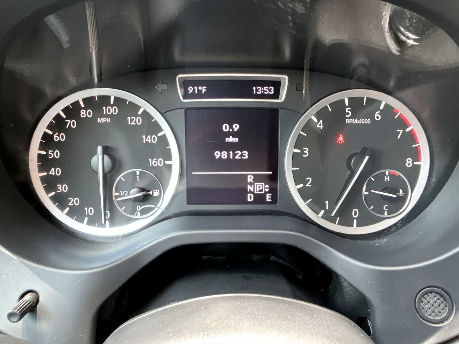 Used 2018 INFINITI QX30 FWD image 19