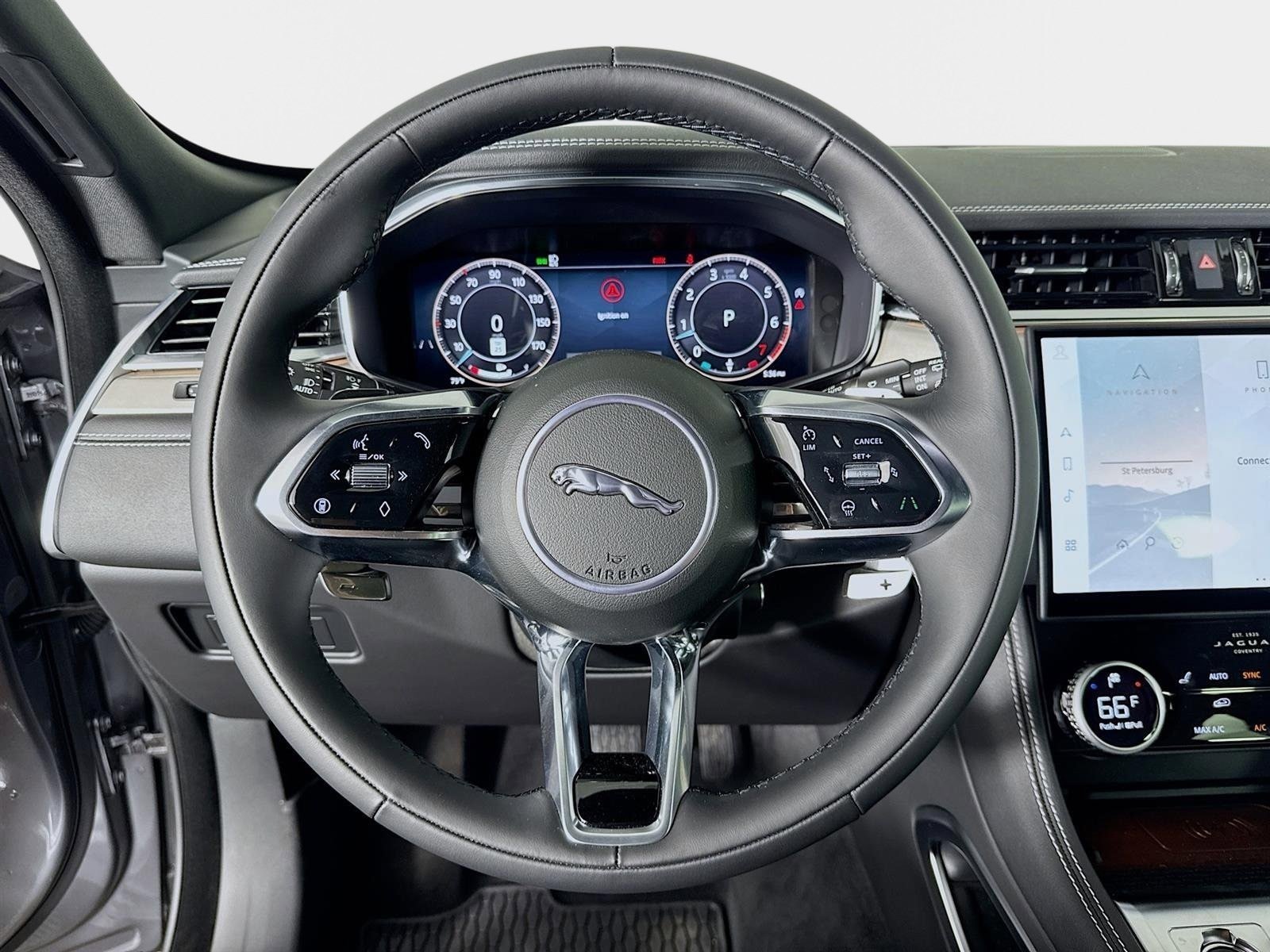 Used 2026 Jaguar F-PACE R-Dynamic S AWD/4WD image 12