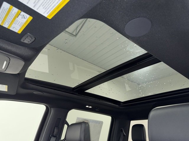 New 2025 Ford F150 Lariat w/ Equipment Group 502A High image 15