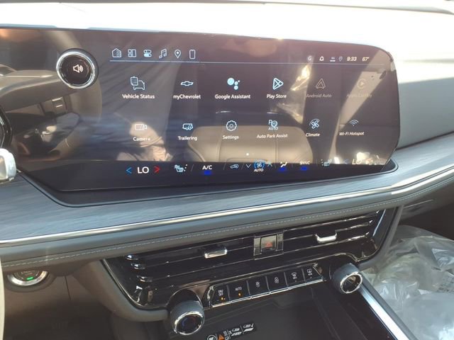 New 2026 Chevrolet Suburban LT w/ Comfort Package AWD/4WD image 13