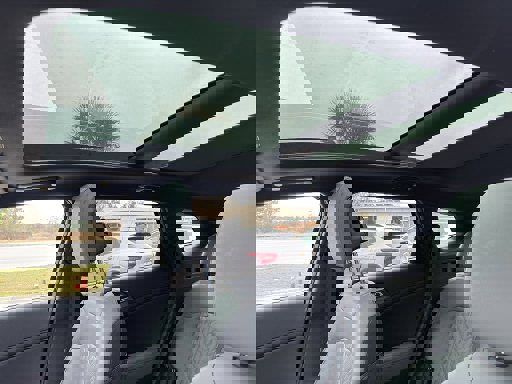 Used 2023 Kia Sportage X-Line w/ X-Line Premium Package image 15