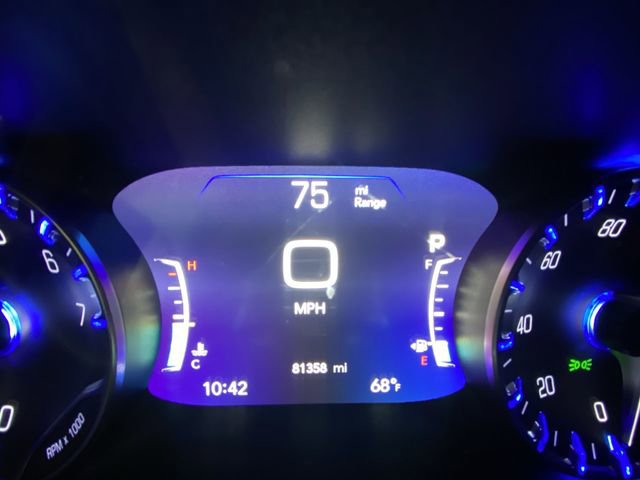 Used 2022 Chrysler Pacifica Touring-L FWD image 15