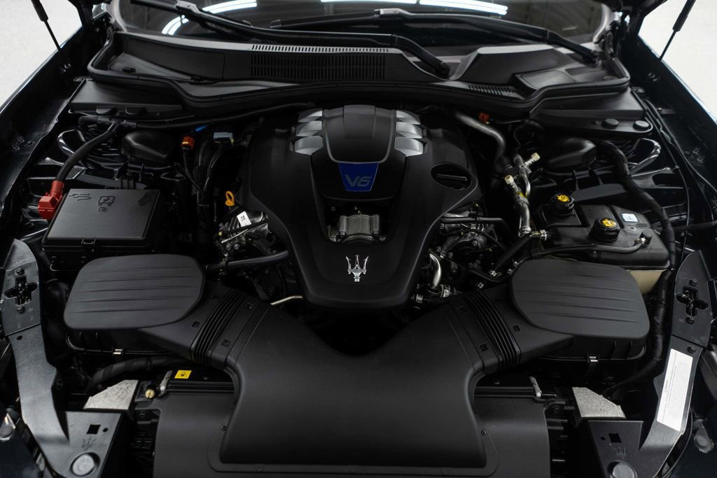 Used 2022 Maserati Ghibli Modena Q4 image 36