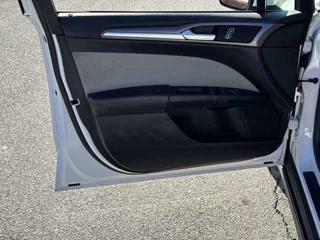 Used 2014 Ford Fusion S image 14