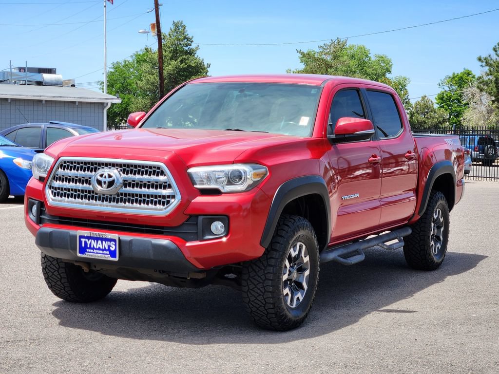 Used 2017 Toyota Tacoma TRD Off-Road w/ Tow Package (A/T) AWD/4WD image 3
