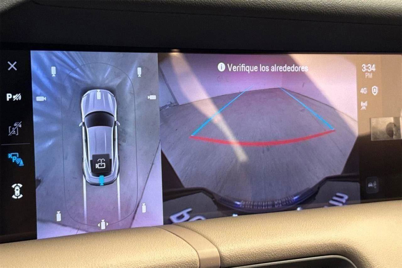 New 2025 Porsche Taycan image 39