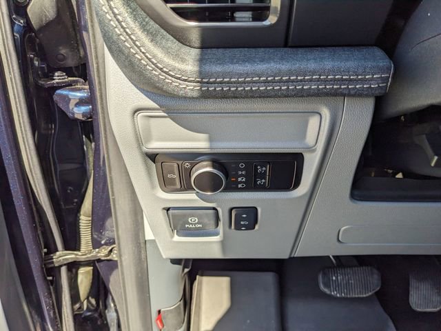 Used 2025 Ford F150 Lightning Flash image 29