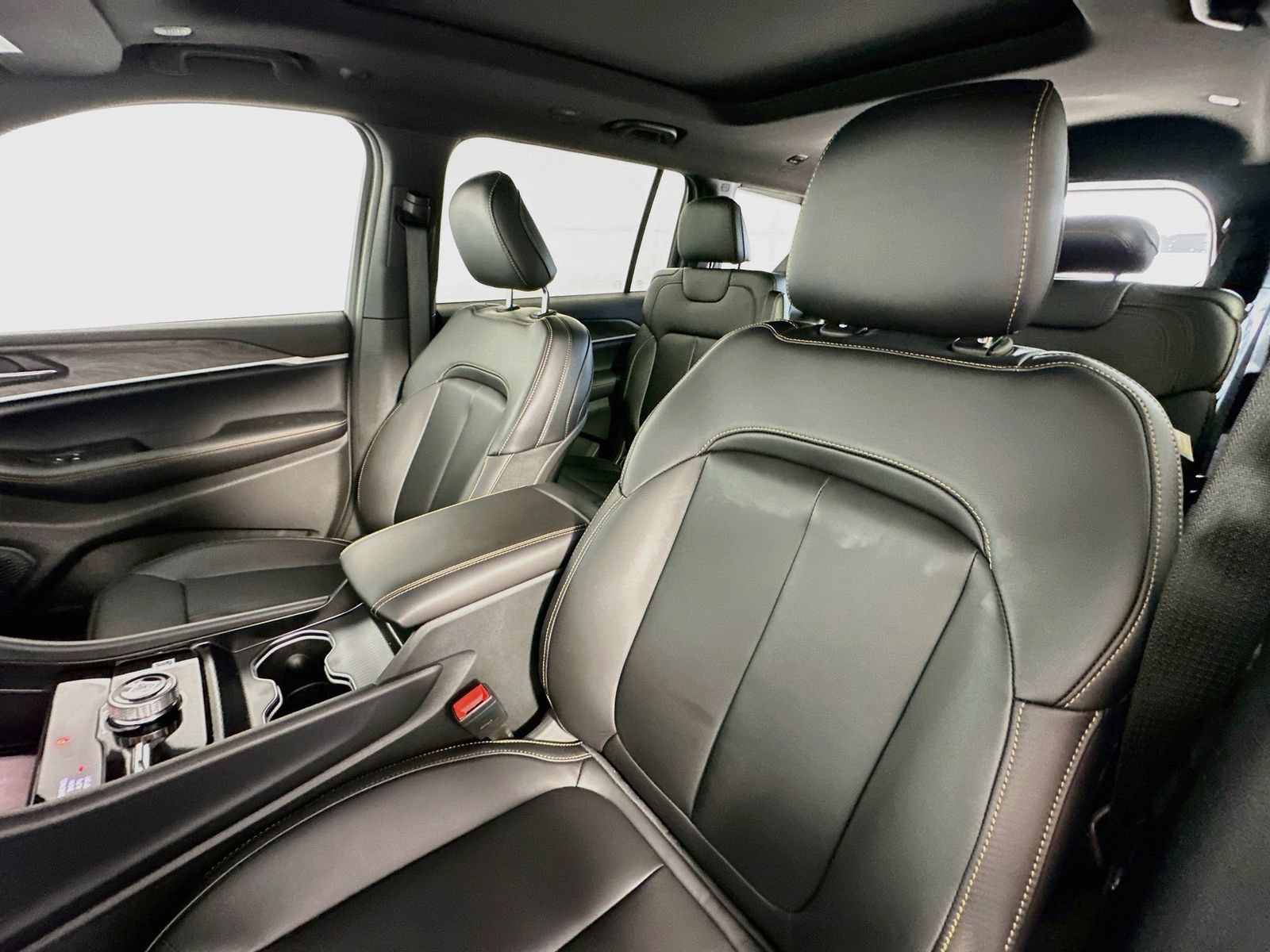 New 2026 Jeep Grand Cherokee L Limited AWD/4WD image 20