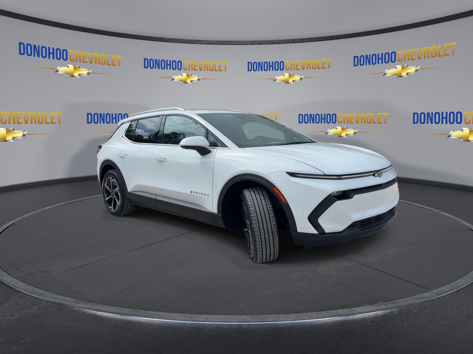 New 2026 Chevrolet Equinox EV LT image 5