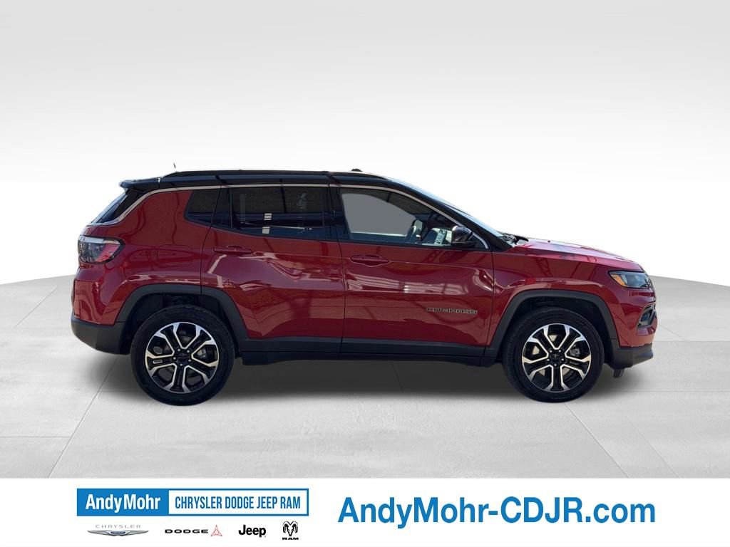 Used 2024 Jeep Compass Limited AWD/4WD image 8