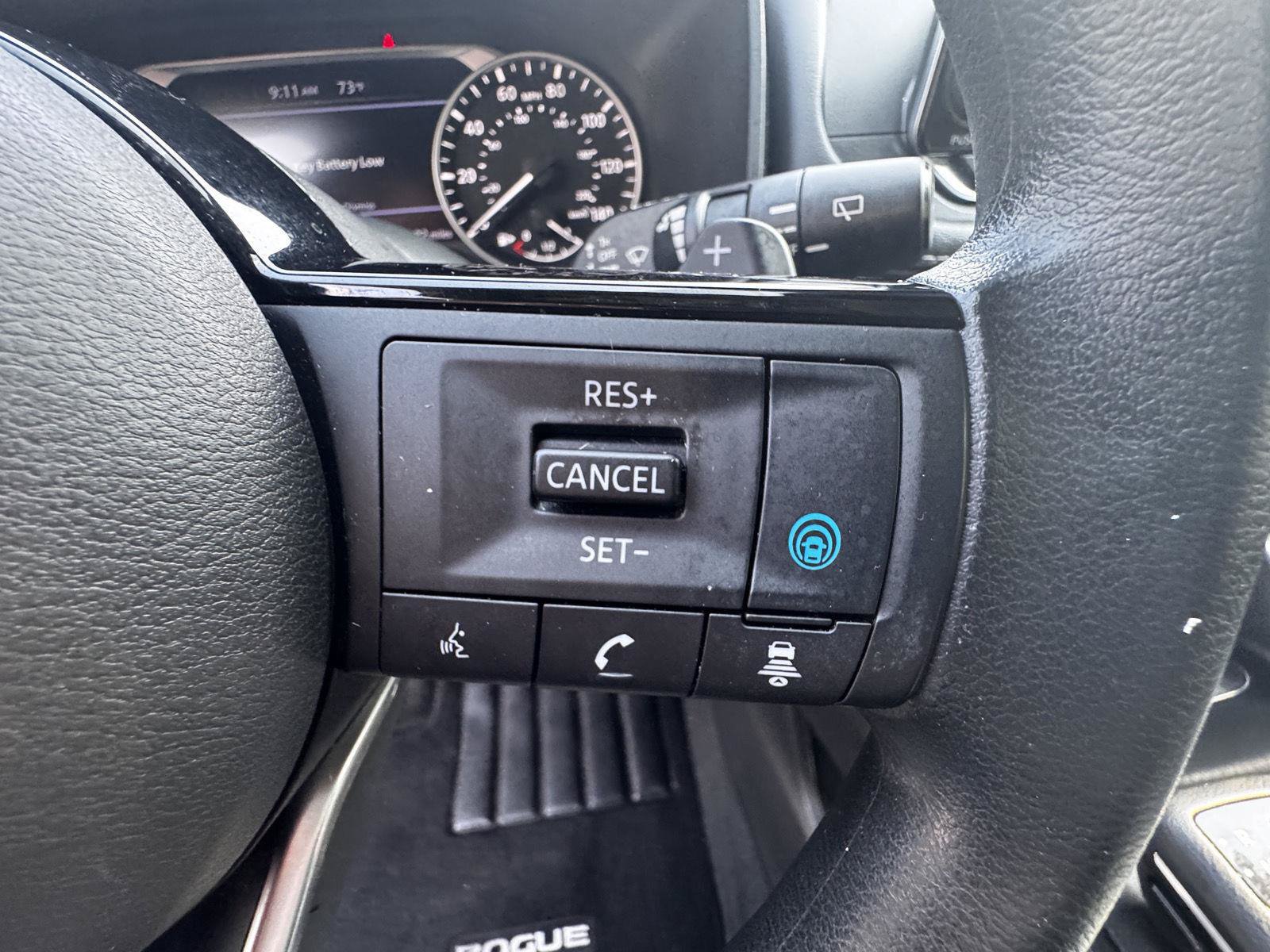 Used 2023 Nissan Rogue SV AWD/4WD image 22