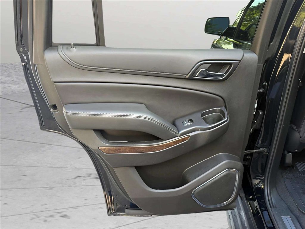 Used 2020 Chevrolet Tahoe LT AWD/4WD image 18