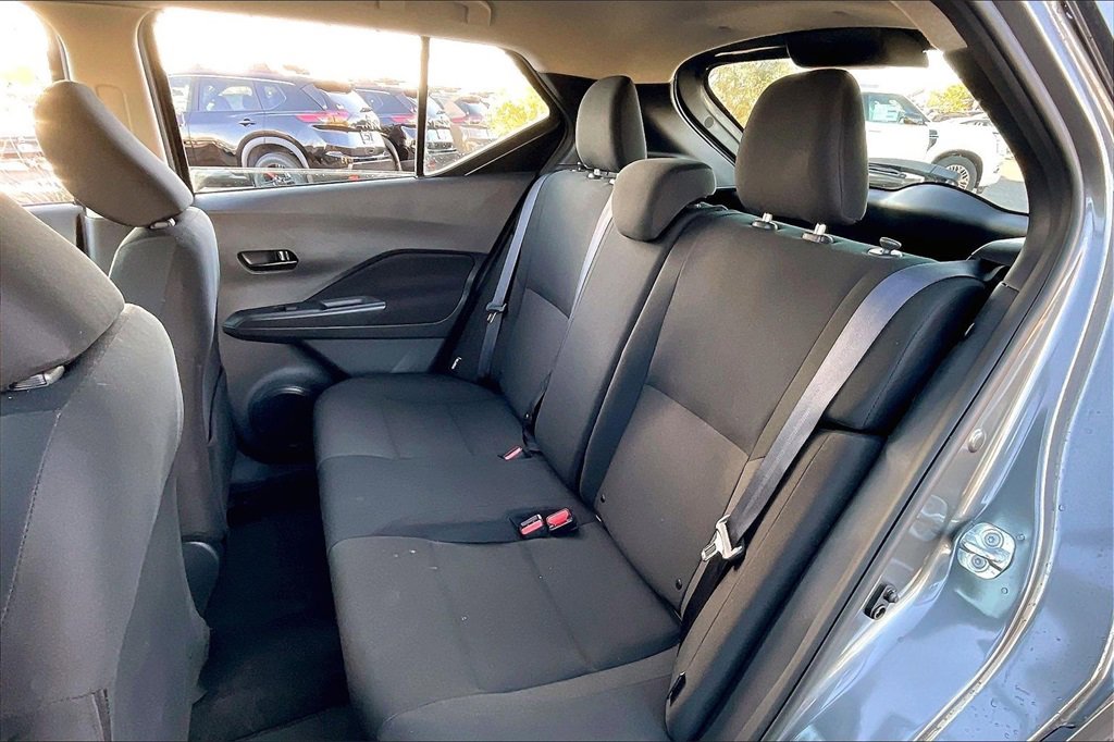 Used 2025 Nissan Kicks Play S image 24