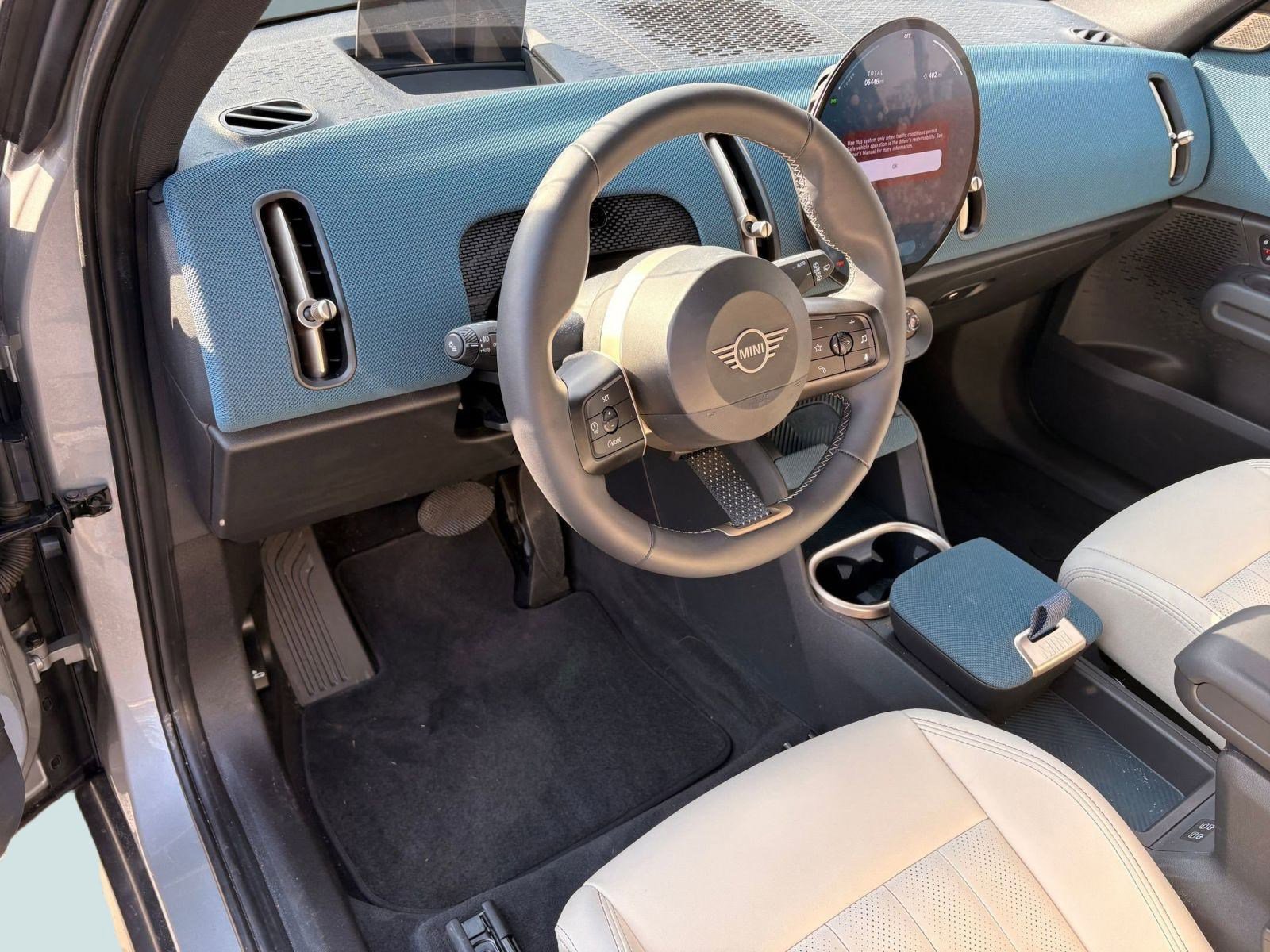 Used 2025 MINI Cooper Countryman S w/ Comfort Package Max image 4