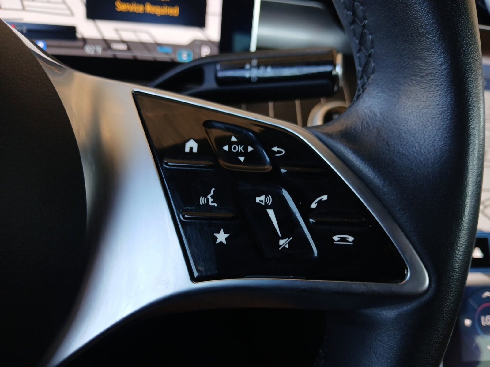 Used 2023 Mercedes-Benz C 300 Sedan image 17