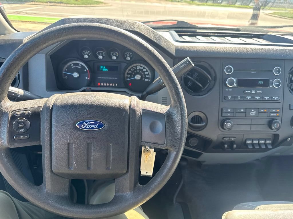 Used 2016 Ford F550 4x4 Regular Cab Super Duty image 24