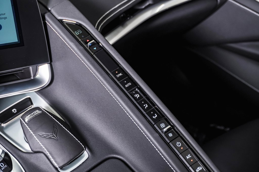 Used 2025 Chevrolet Corvette Z06 image 28