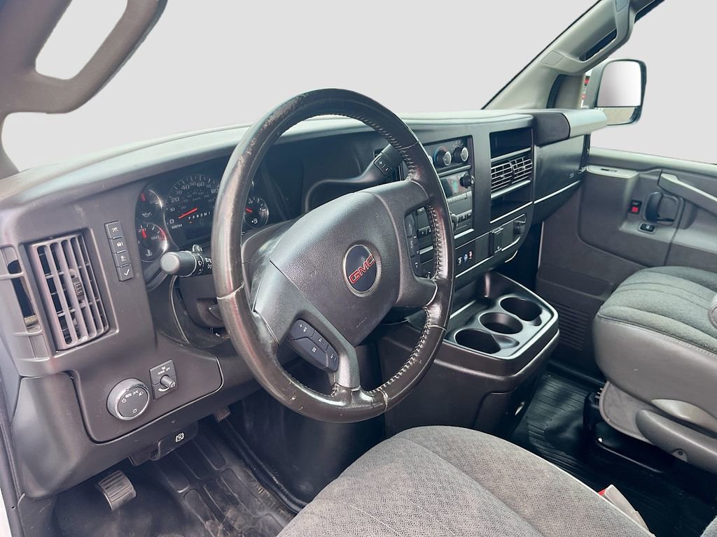 Used 2024 GMC Savana 2500 w/ Driver Convenience Package image 9