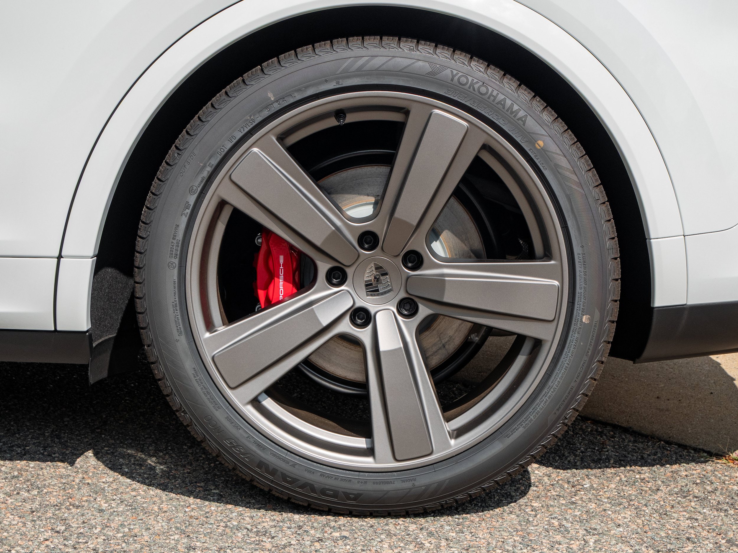 New 2025 Porsche Cayenne Turbo AWD/4WD image 12
