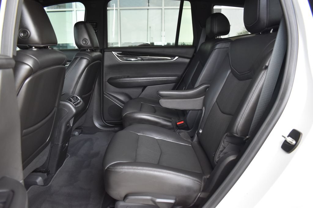 Used 2020 Cadillac XT6 Premium Luxury FWD image 15