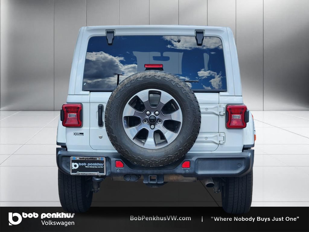 Used 2018 Jeep Wrangler Unlimited Sahara AWD/4WD image 28