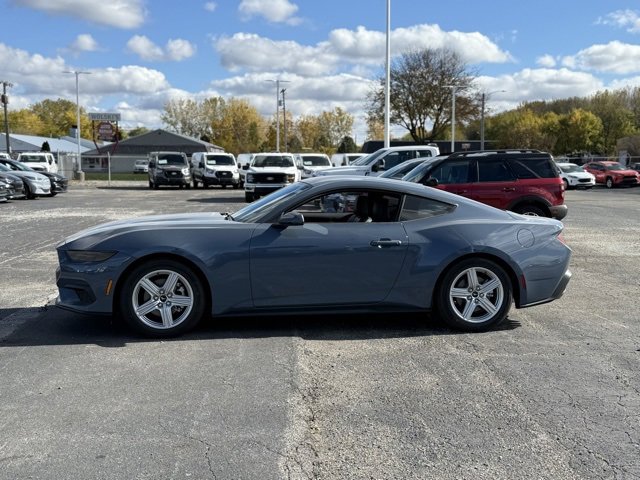New 2026 Ford Mustang Premium image 4