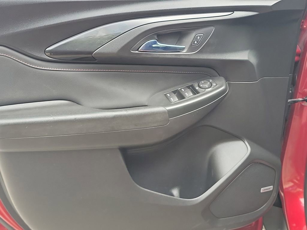 Used 2021 Chevrolet TrailBlazer RS w/ Technology Package FWD image 21